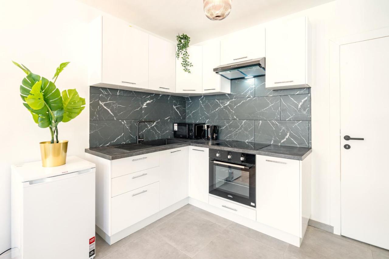 Charming Central Cityflats Anversa Esterno foto